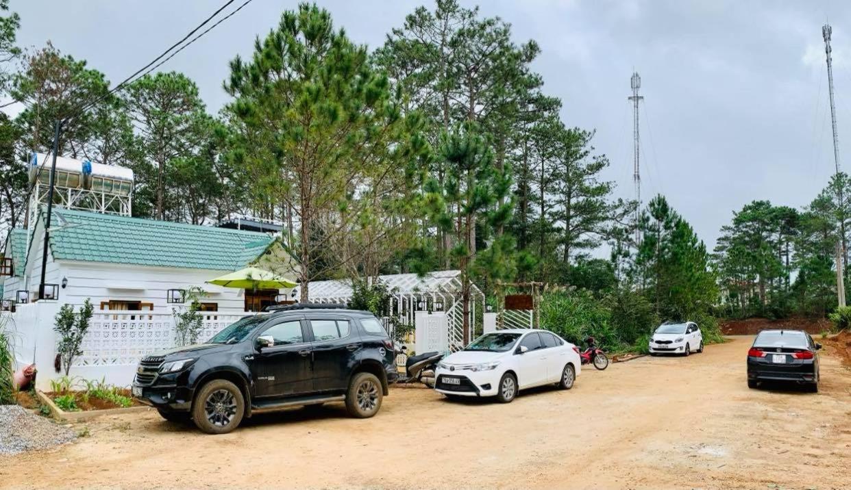 Nang Homestay Mang Den Kon Tum Exteriör bild