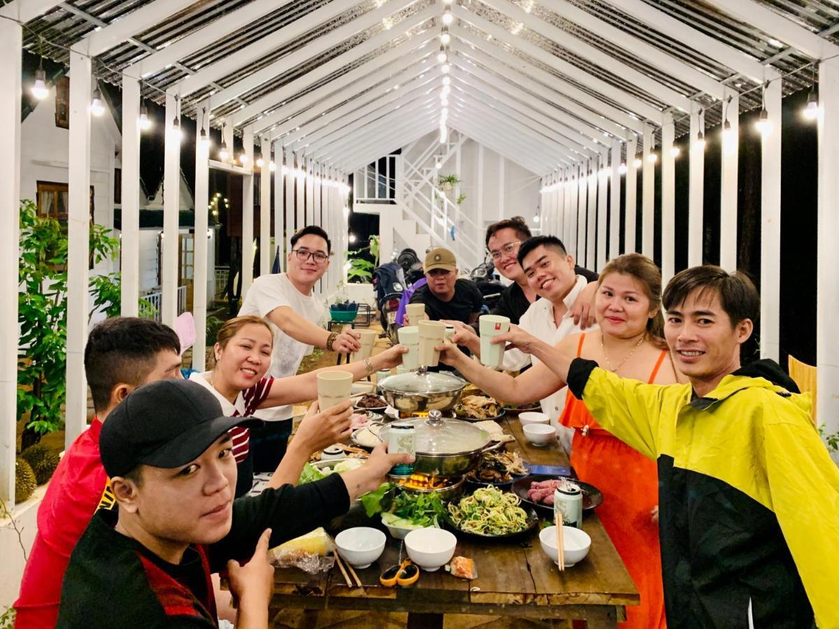 Nang Homestay Mang Den Kon Tum Exteriör bild