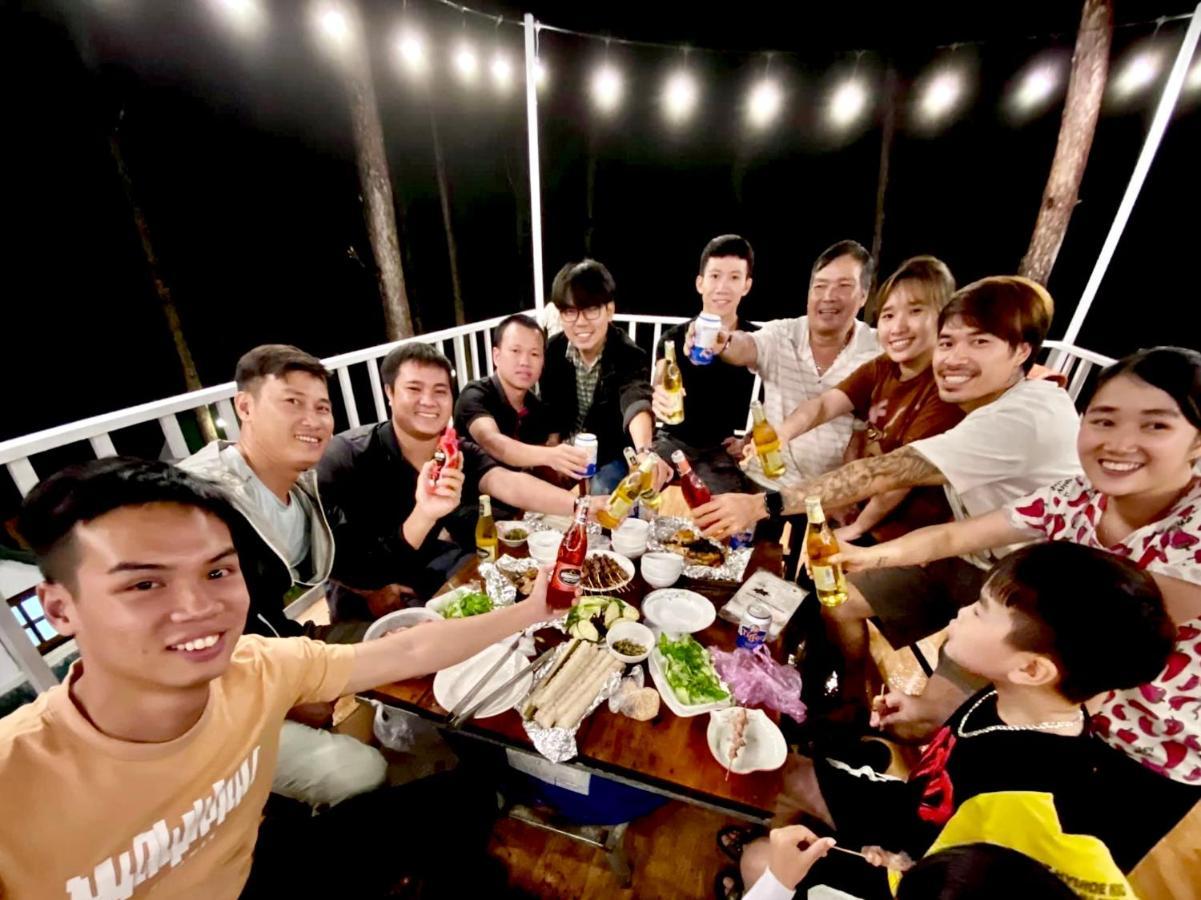 Nang Homestay Mang Den Kon Tum Exteriör bild